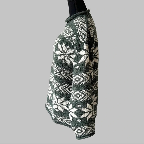 Vintage Daniel Hechter Snowflakes Wool  Blend Chunky Christmas Ugly Sweater - Picture 2 of 15